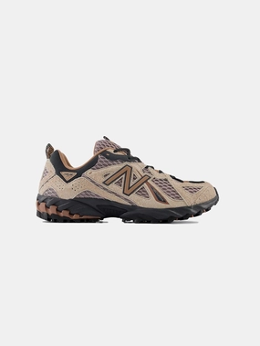 610 "Flat Taupe" Vacation Style