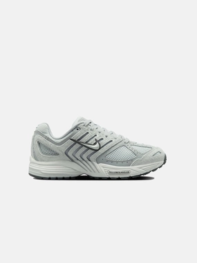 Air Pegasus 2K5 "Pure Platinum/Wolf Grey" Ad Shoot