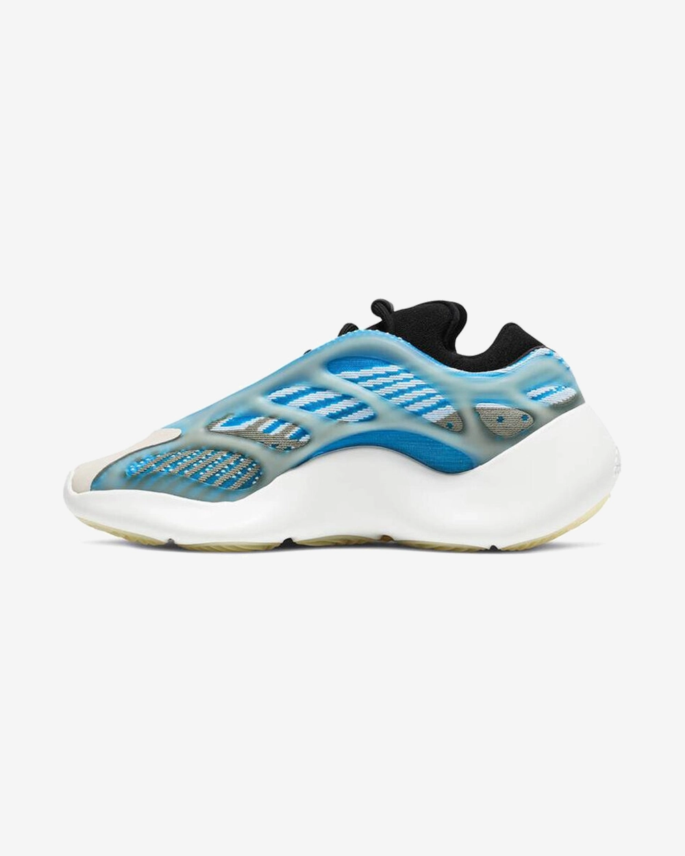 ADIDAS YEEZY 700 V3 ARZARETH Sporty Edge