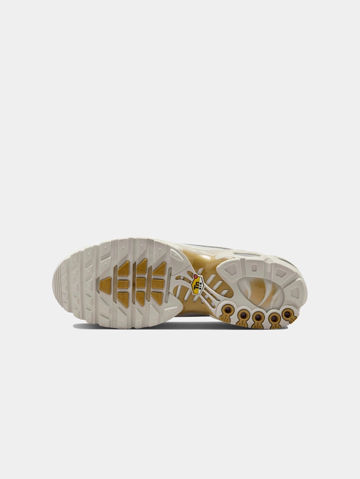 Air Max Plus Tiempo "Metallic Gold" Flexible Step-Up