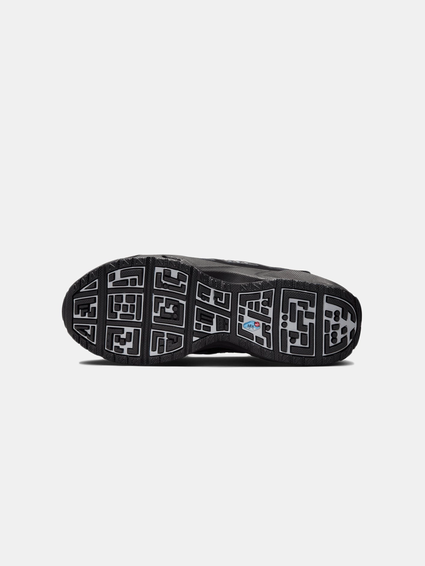 Air Max SNDR Black/Metallic Silver Modern Step Glide Move