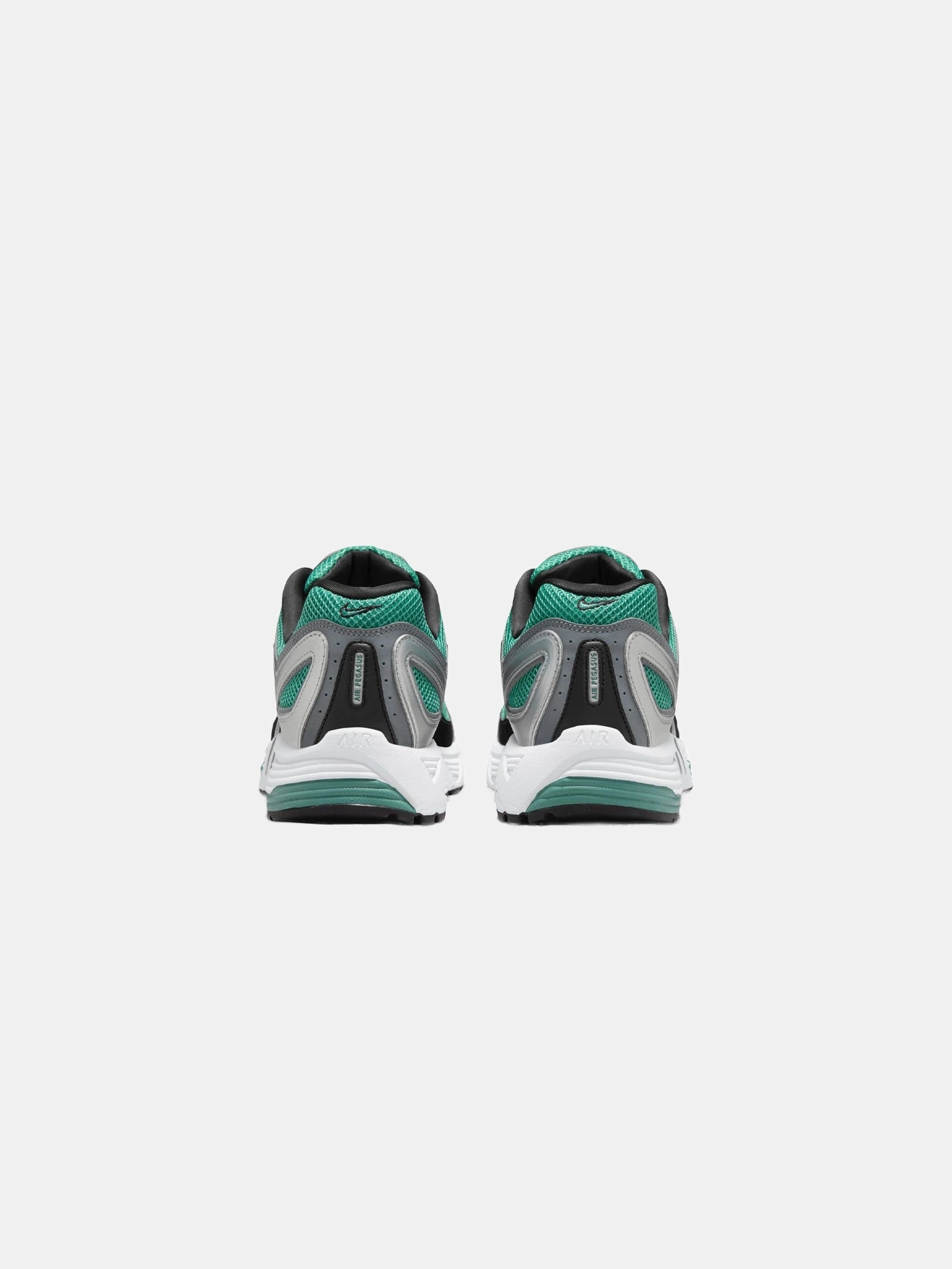 Air Pegasus 2K5 "Bicoastal Metallic Silver" Urban Path