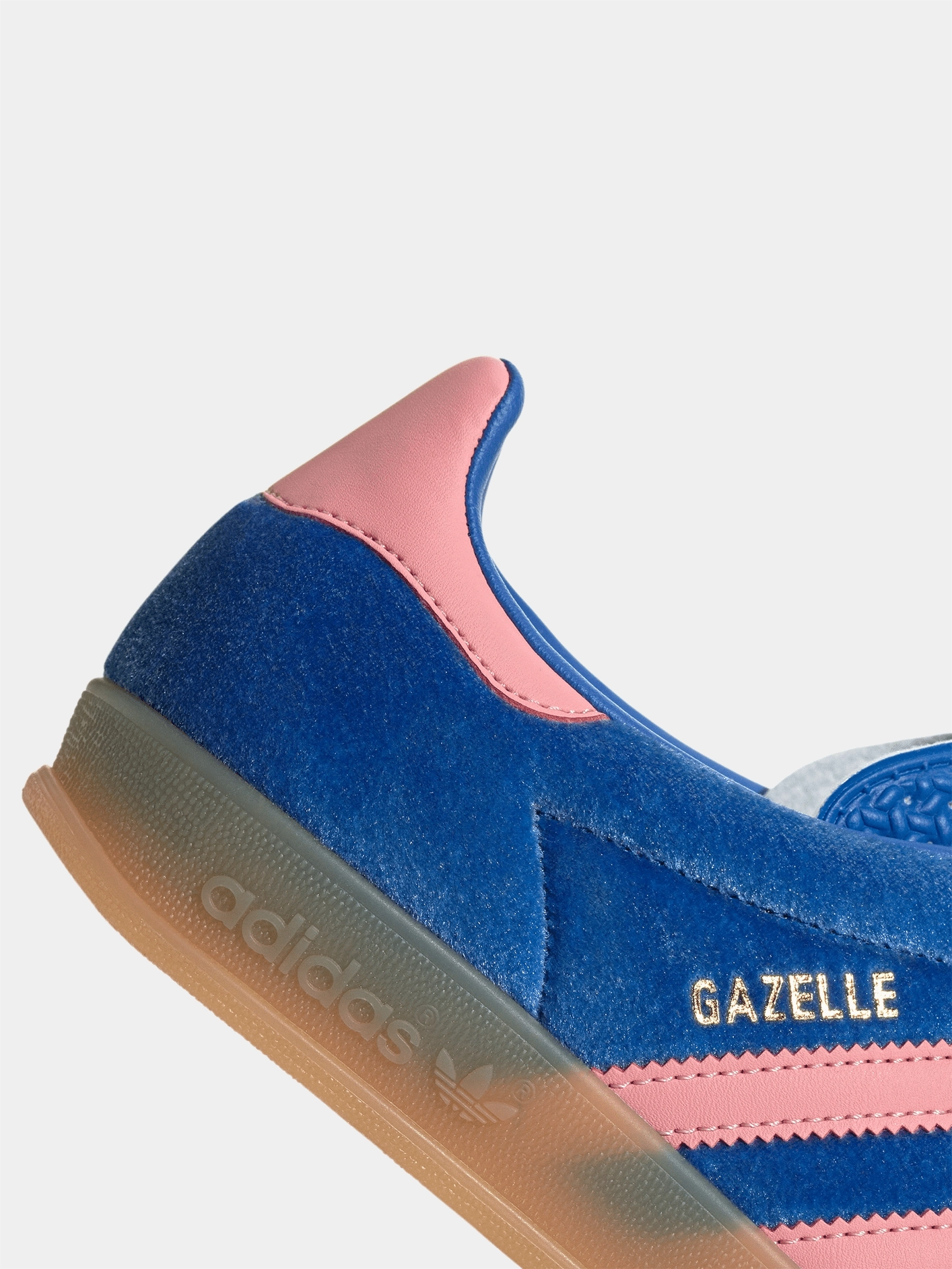 Air Step Gazelle Indoor "Blue Semi Pink Spark"