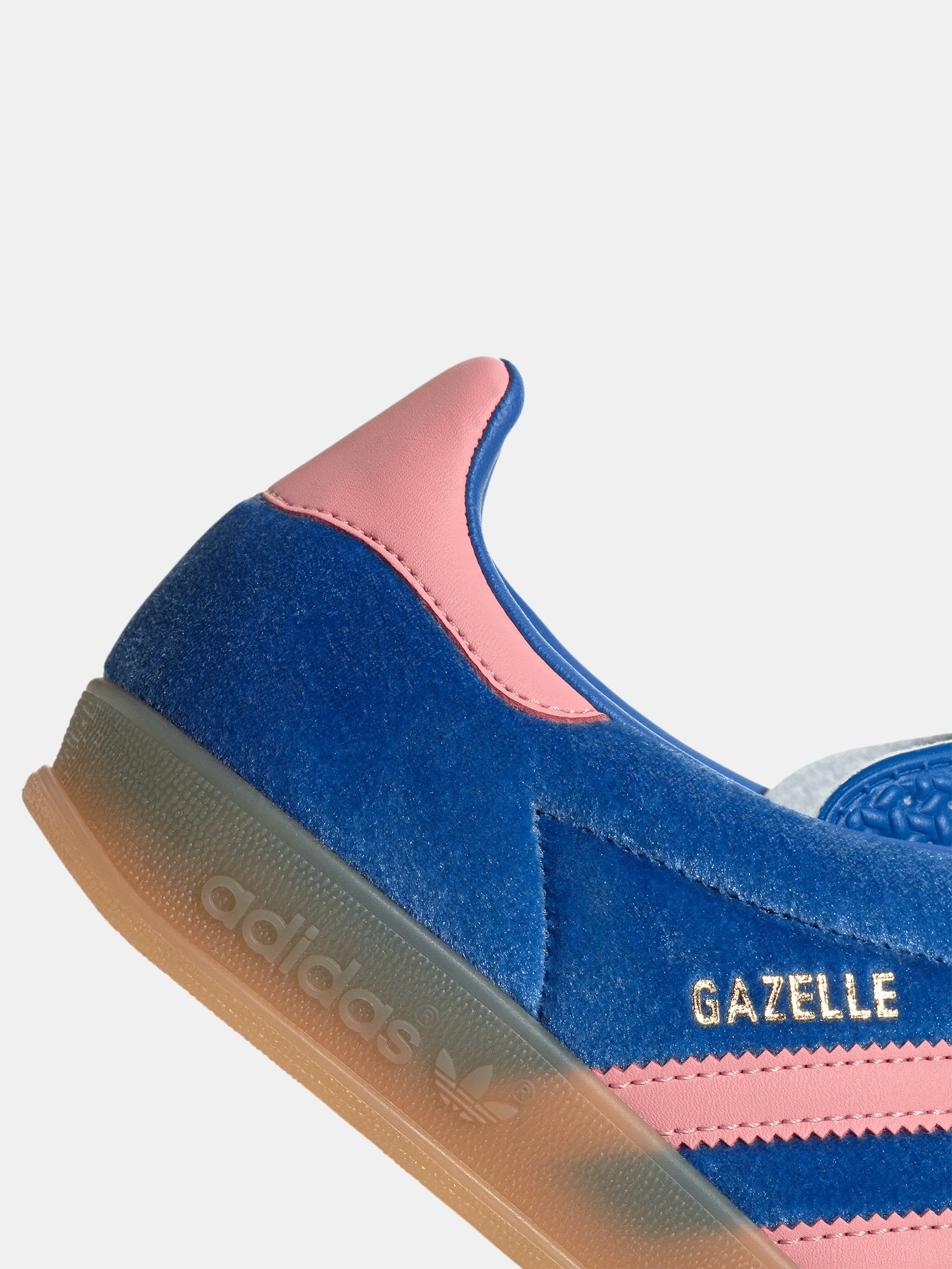 Air Step Gazelle Indoor "Blue Semi Pink Spark"