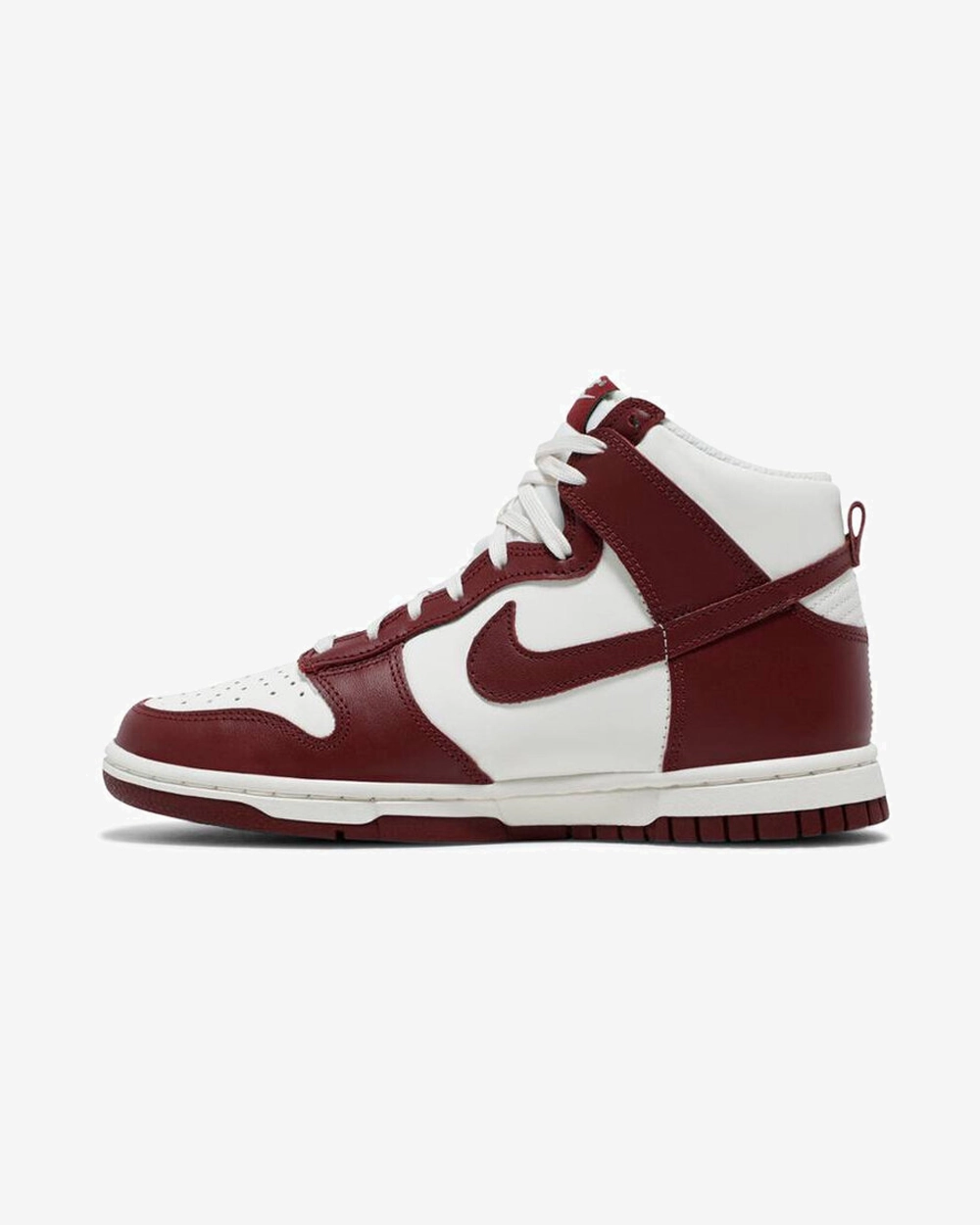 All-Day Flexibility NIKE DUNK HIGH SAIL TEAM RED