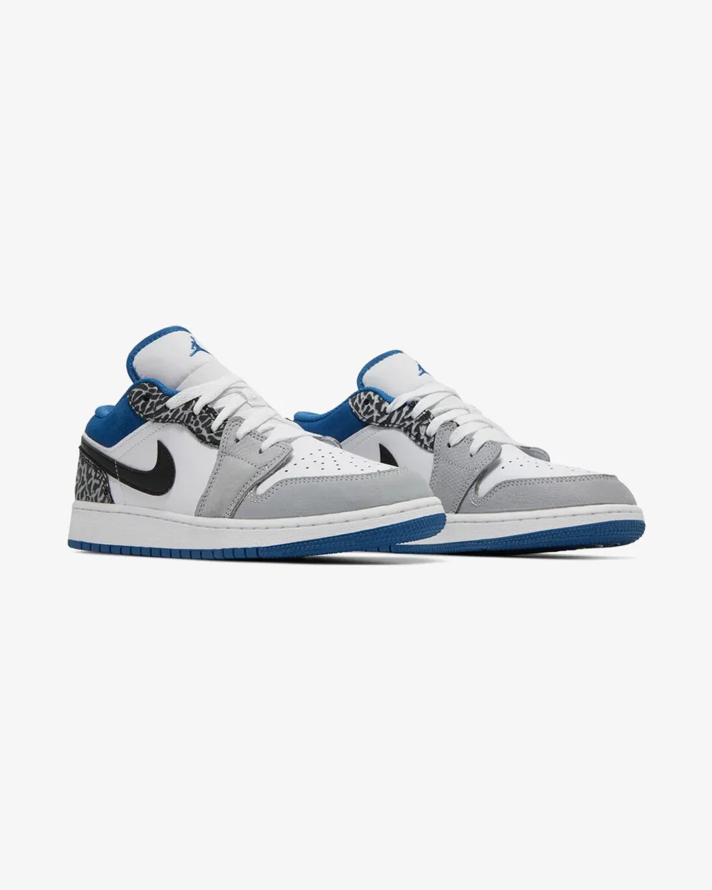 Athletic Fit NIKE AIR JORDAN1 LOW GS SE WHITE GREY TRUE BLUE