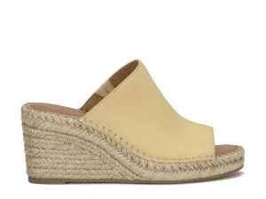 Beauty Tools Women's Cabriah Embroidered Details