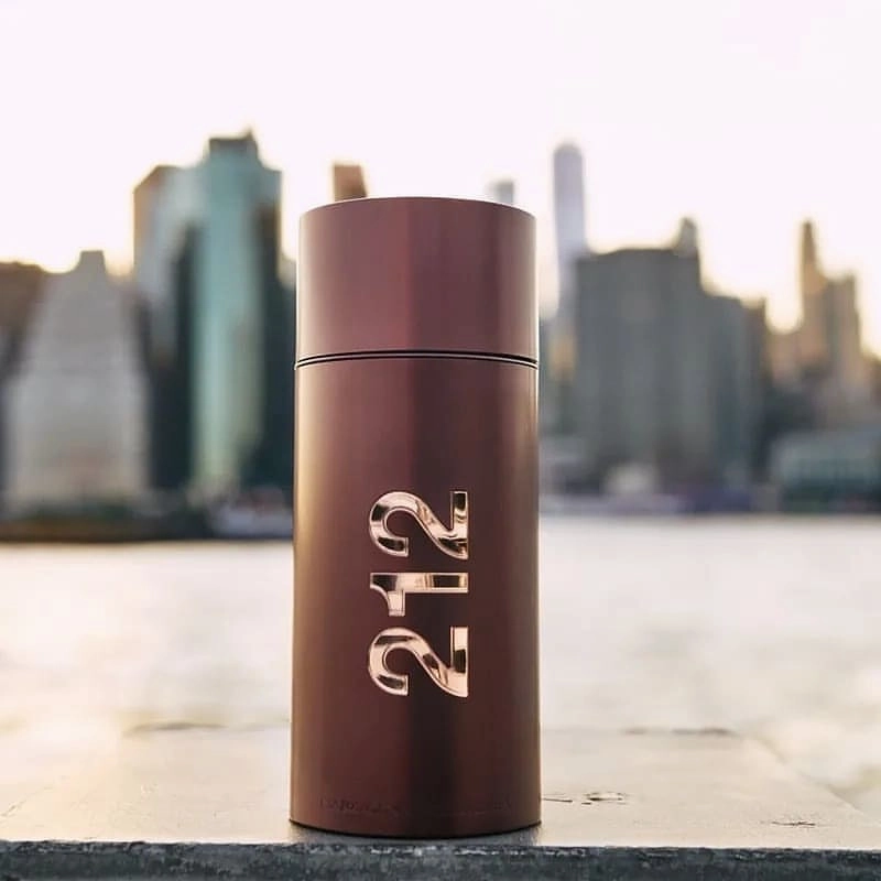 Carolina Herrera 212 Sexy Eau De Toilette For Men 100ml