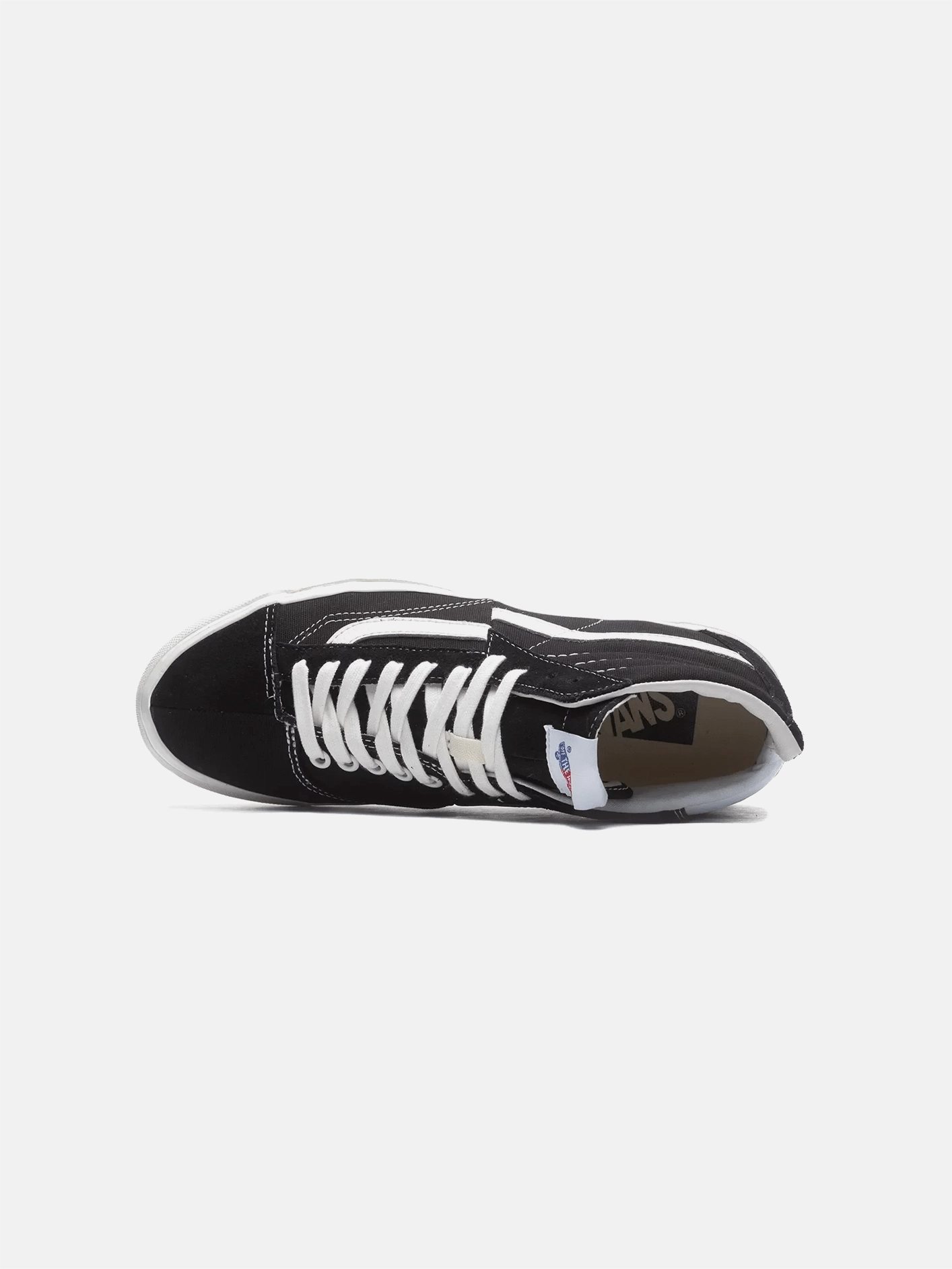 Clash the Wall "Black/White" Quick Glide-Step