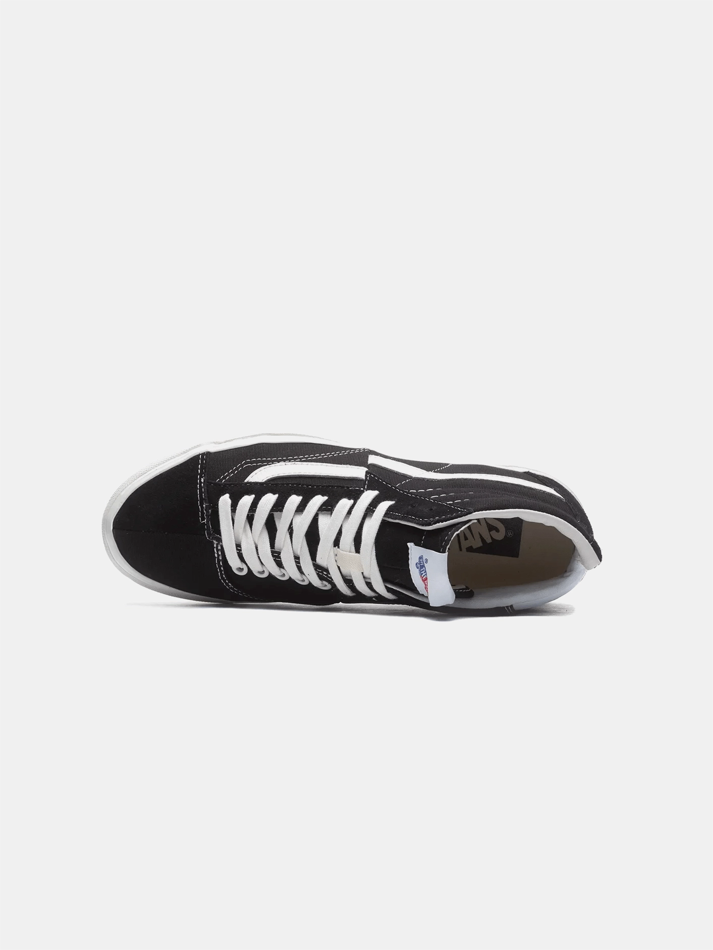 Clash the Wall "Black/White" Quick Glide-Step