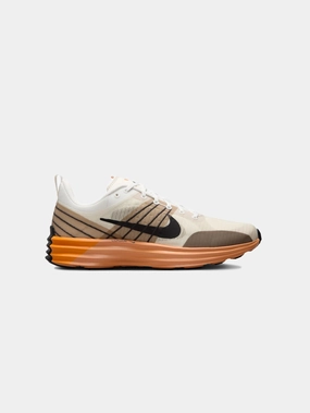 Lunar Roam "Summit White" Green Leaf