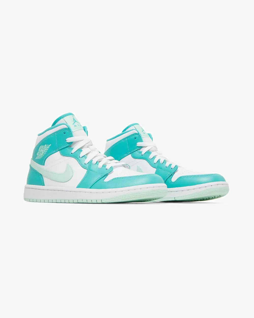 Dynamic silhouette NIKE AIR JORDAN1 MID WMNS WASHED TEAL MARINE BLUE