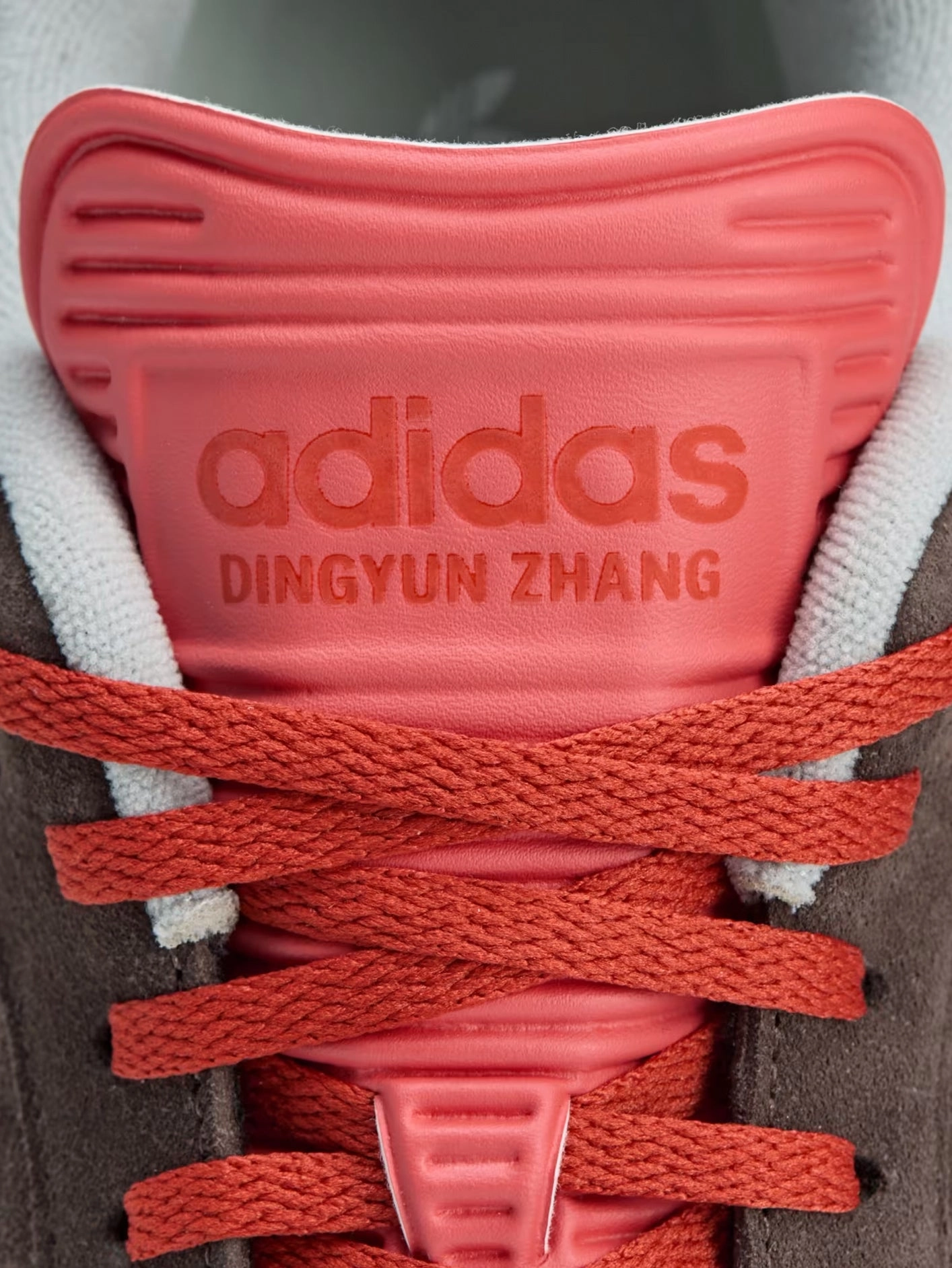 Easy Step-Out Dingyun Zhang x adidas Samba "Oxidized Brown"