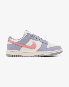 Padded flexibility NIKE DUNK LOW WMNS INDIGO HAZE
