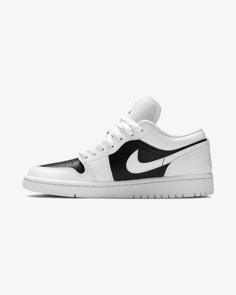 Exclusive Look NIKE AIR JORDAN1 LOW WMNS PANDA 2021