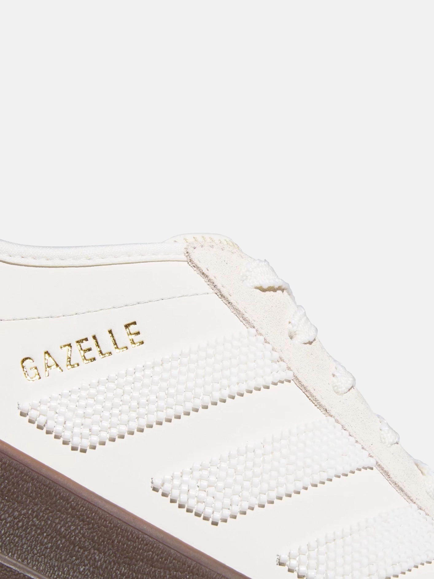Flexible Step-On Glide Layer CLOT x Gazelle by Edison Chen "Off White"