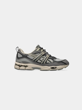 GEL-NYC Utility "Steeple Grey" Wave Hike Route Step