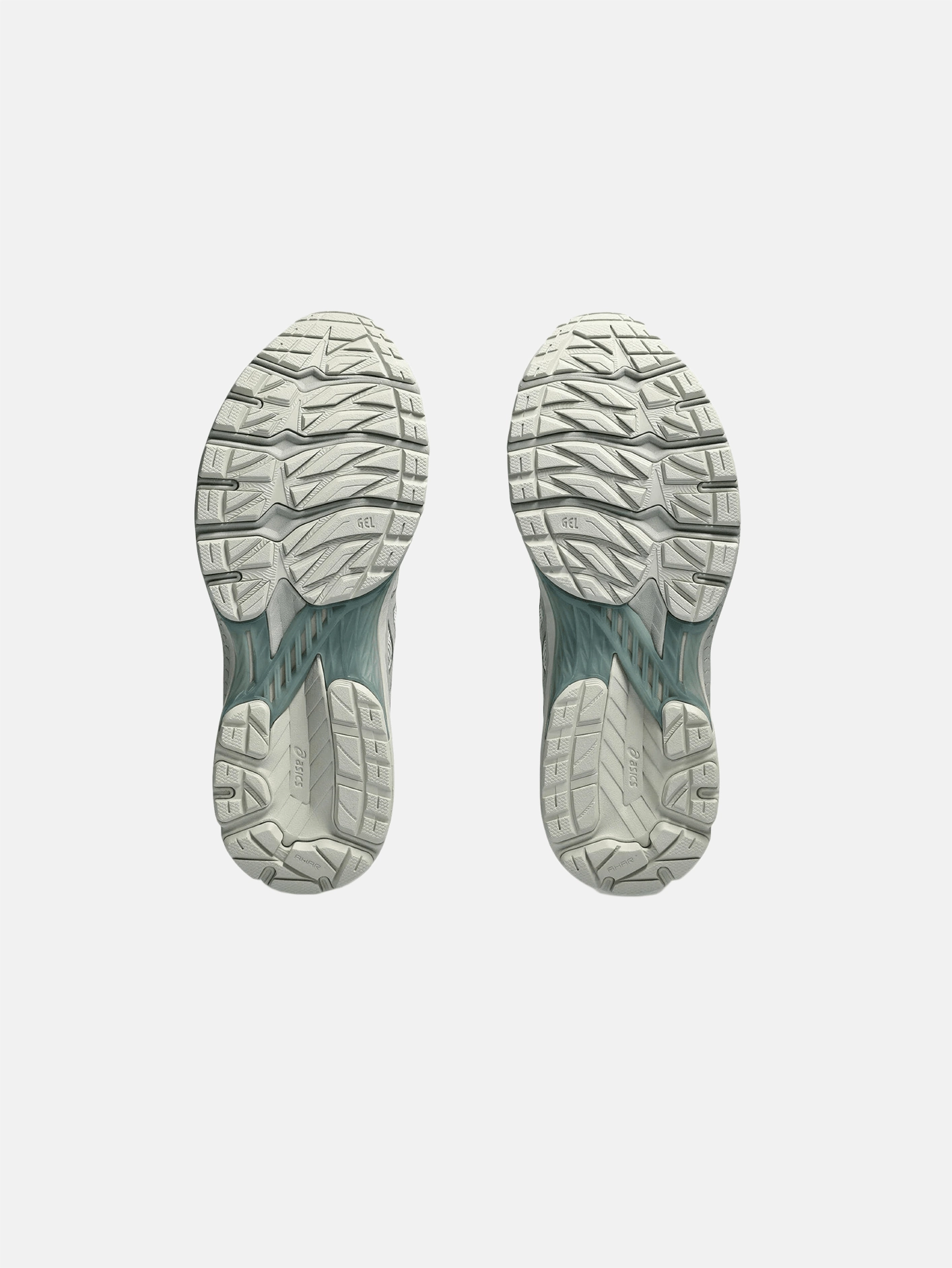 Gel-Terrain "Seal Grey" Travel Motion-Step