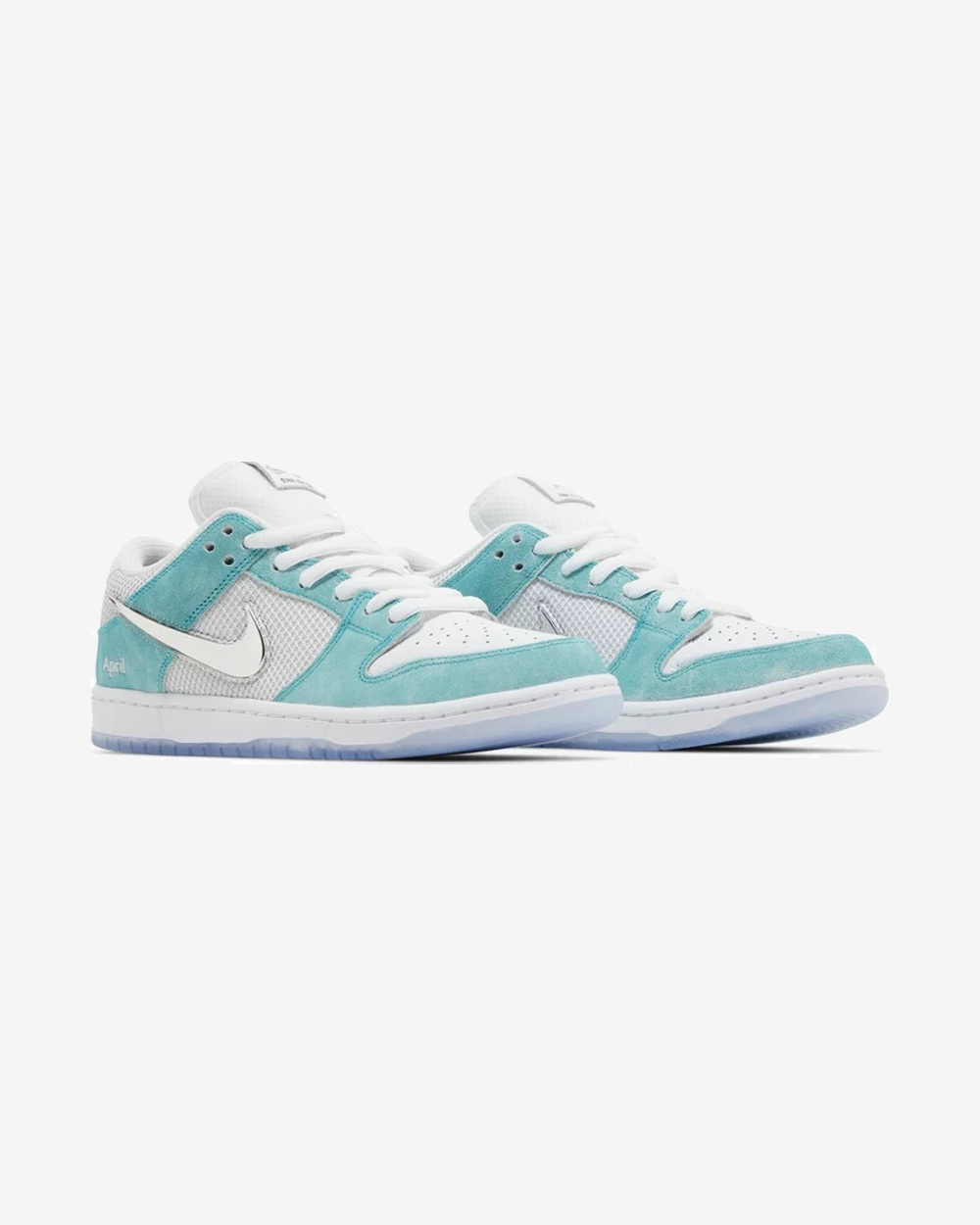 High-Traction Sole NIKE SB DUNK LOW APRIL SKATEBOARDS