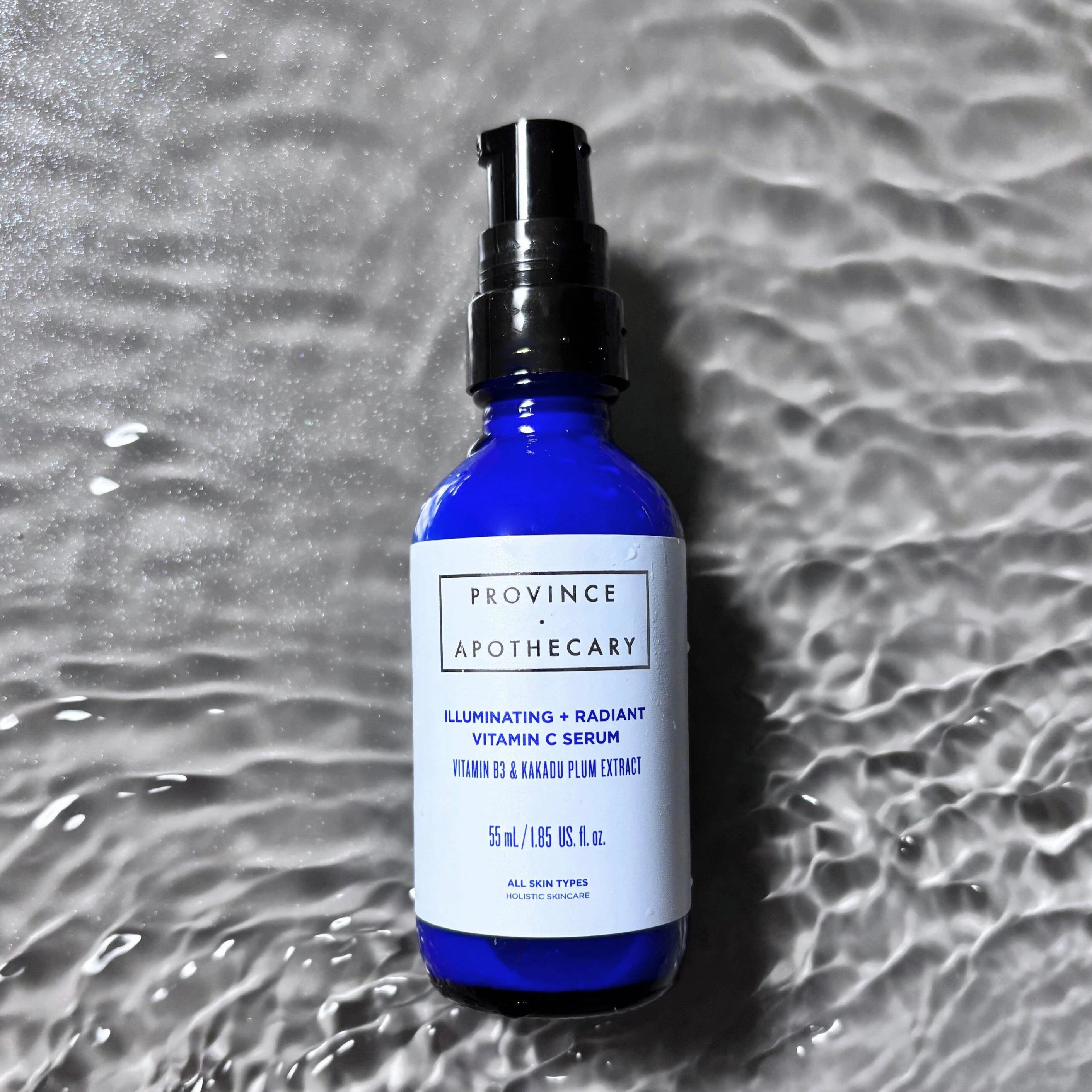 Illuminating   Radiant Vitamin C Serum Vitamin B3 & Kakadua Plum Extract