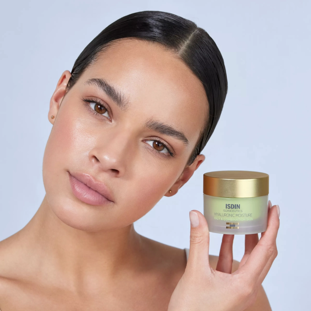 Isdin Isdinceutics Hyaluronic Moisture Oily Skin And Combination Skin