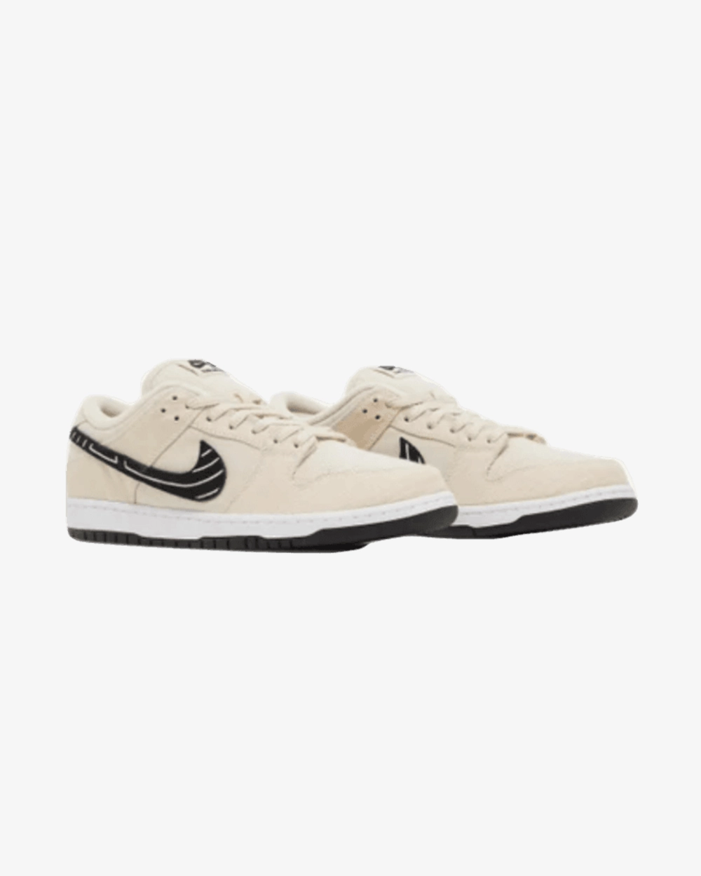 Layered Chic NIKE SB DUNK LOW ALBINO & PRETO