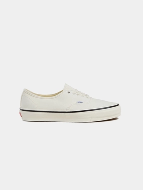 LX Authentic Reissue 44 "Marshmallow" Outdoor Ease