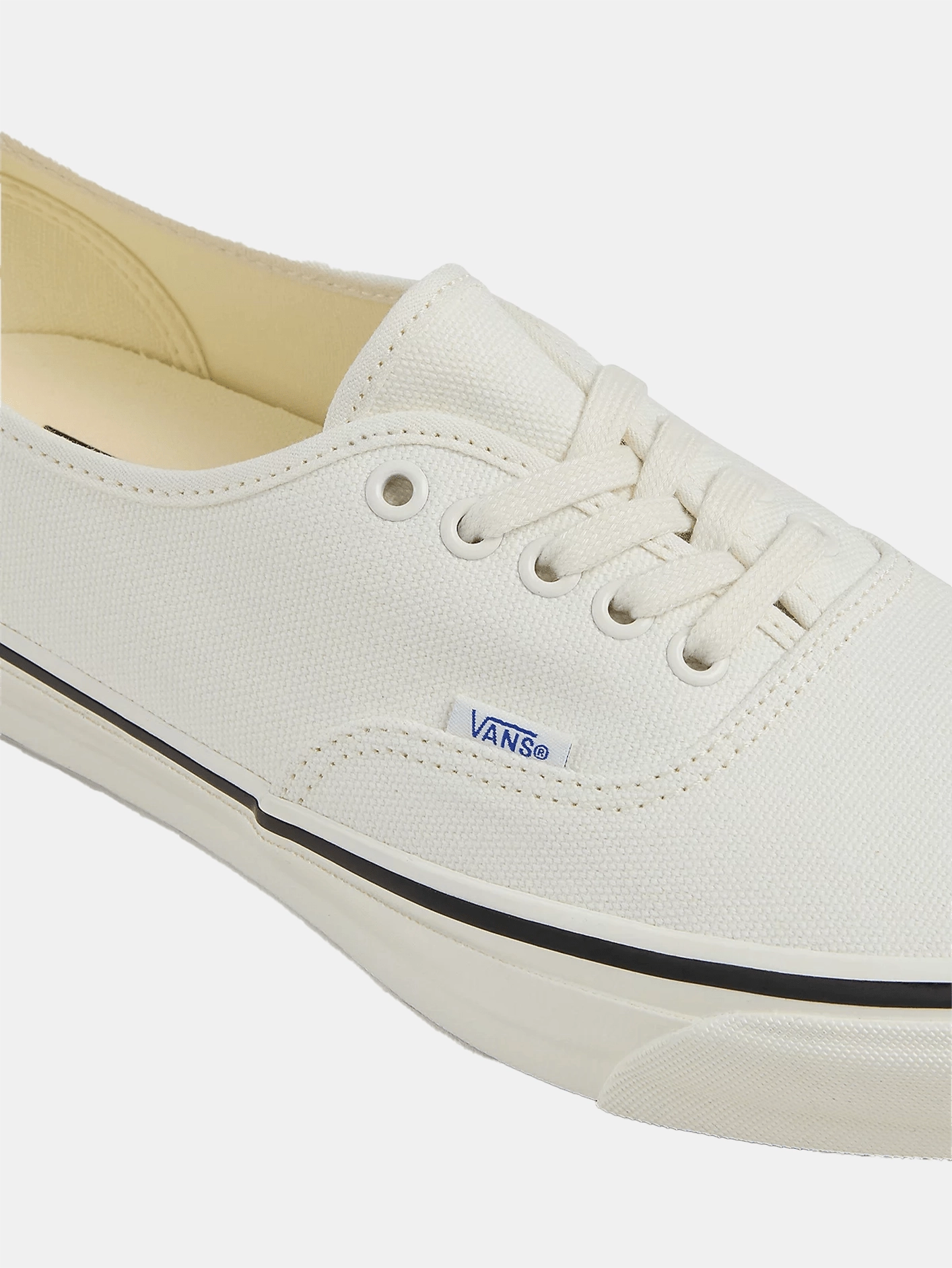 LX Authentic Reissue 44 "Marshmallow" Smooth ride