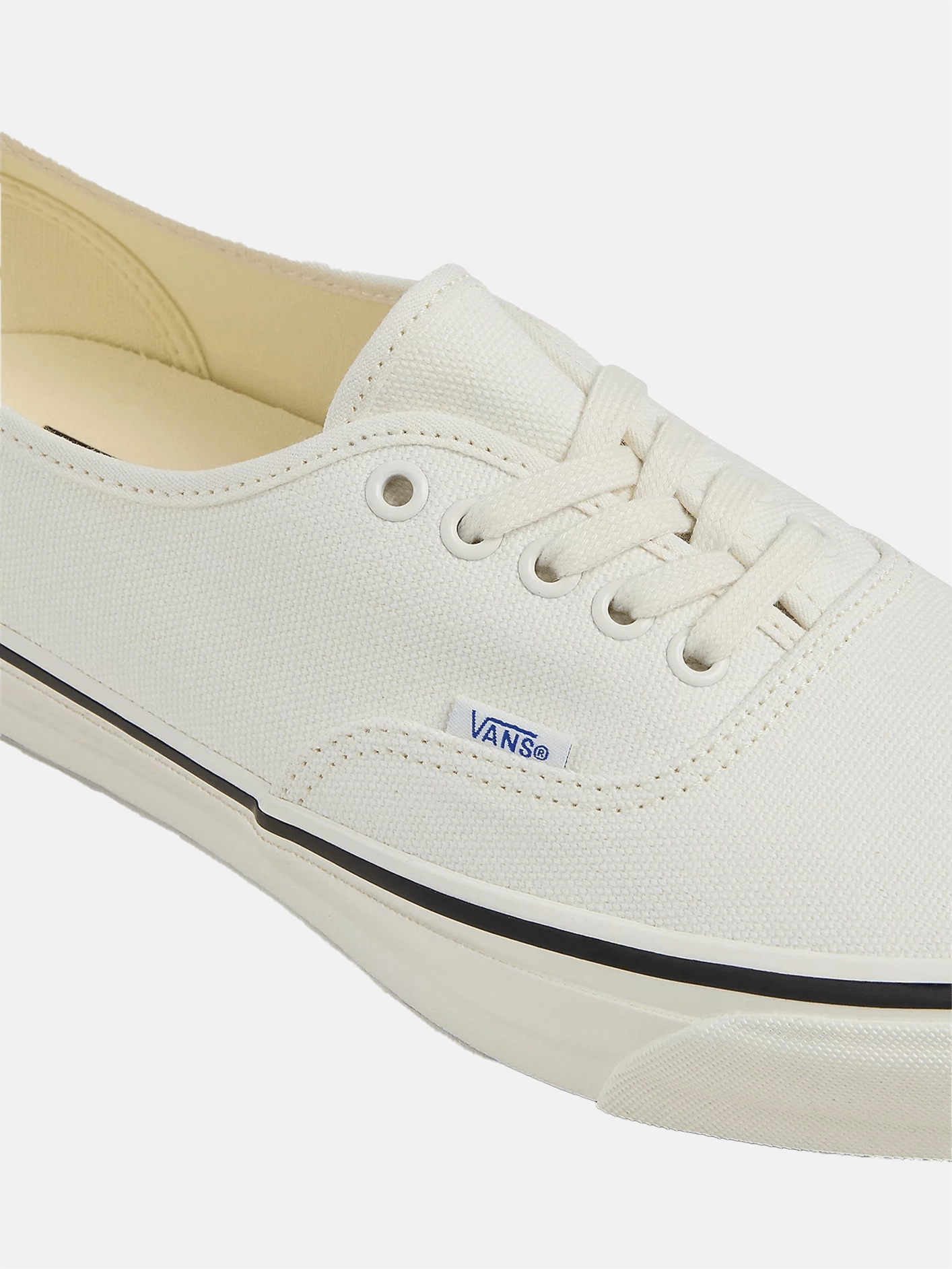 LX Authentic Reissue 44 "Marshmallow" Smooth ride