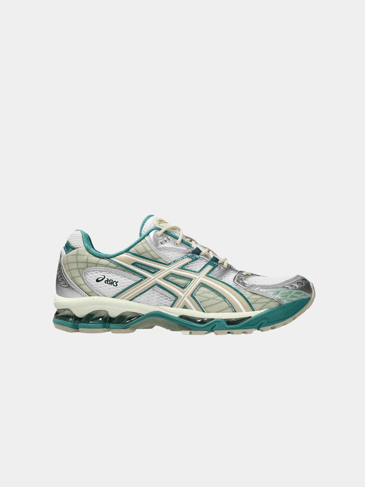 Storm Step Gel-Nimbus 10.1 "White & Rainy Lake"