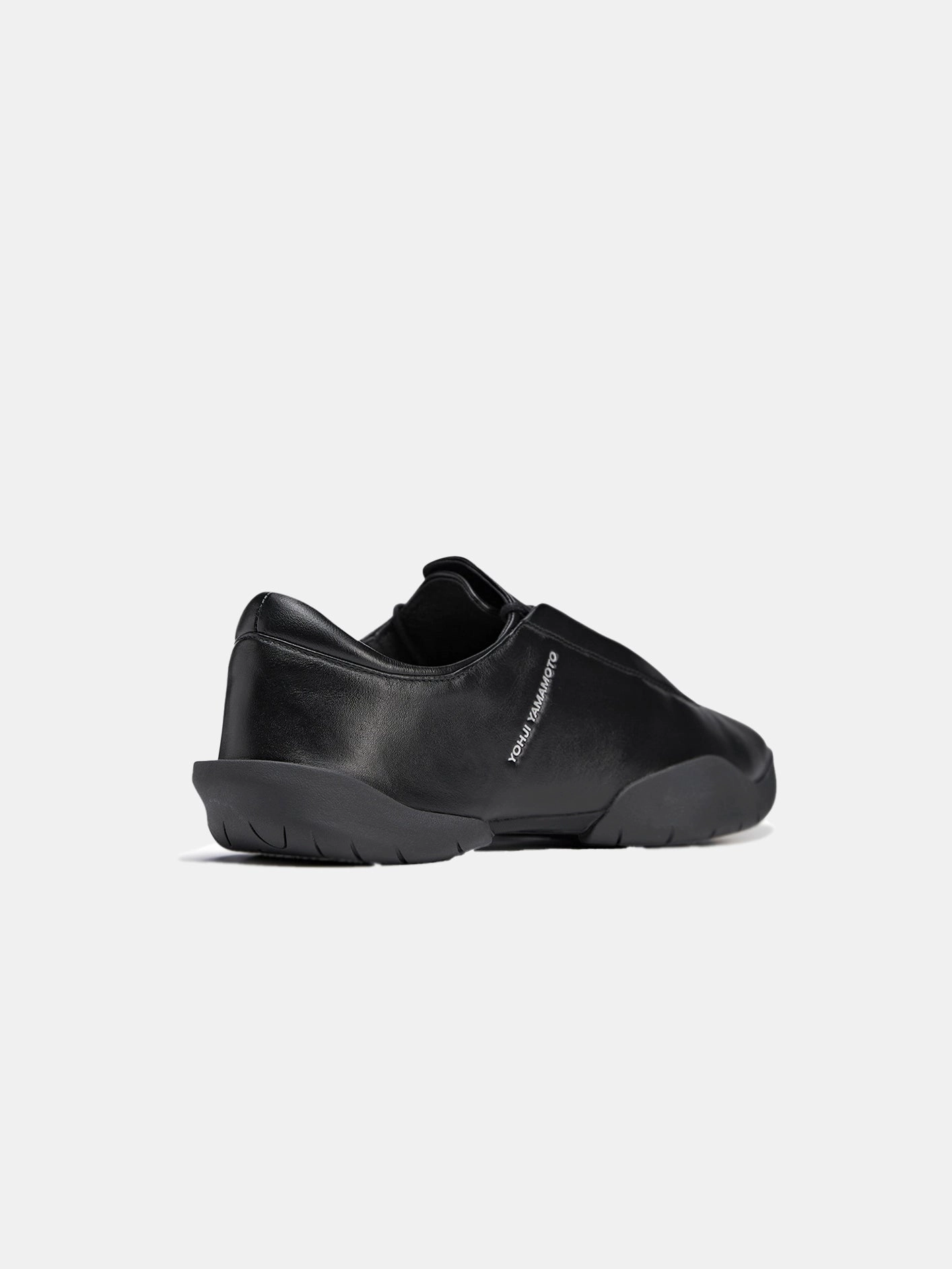 Modern Step-In Y-3 Regu "Black"