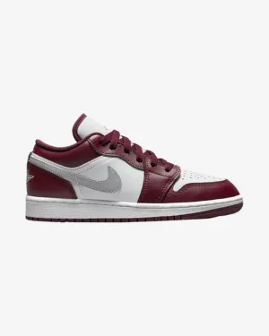 NIKE AIR JORDAN1 LOW BORDEAUX GS Trend-setting silhouette