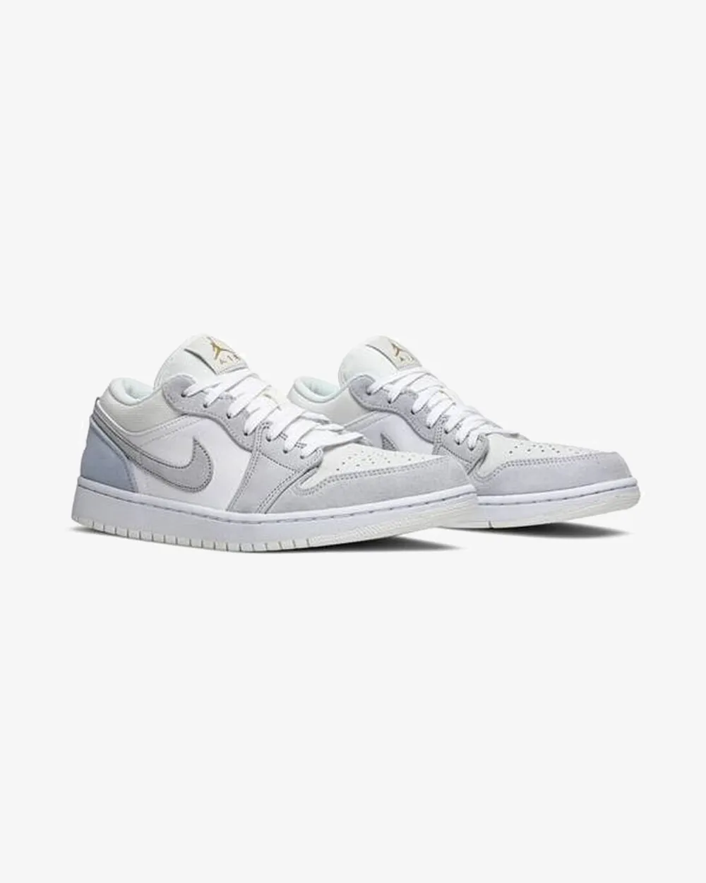NIKE AIR JORDAN1 LOW PARIS Elegant flair