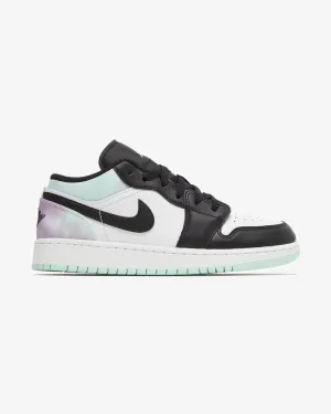 NIKE AIR JORDAN1 LOW SE GS TIE DYE Fashion-forward materials