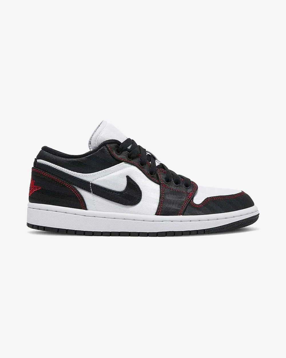 All-day lining NIKE AIR JORDAN1 LOW SE UTILITY WHITE BLACK GYM RED W