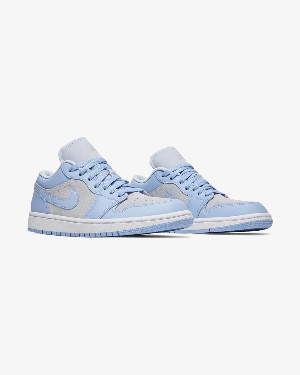 NIKE AIR JORDAN1 LOW WMNS UNIVERSITY BLUE FOOTBALL GREY Urban Style