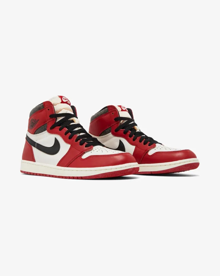 NIKE AIR JORDAN1 RETRO HIGH OG CHICAGO LOST AND FOUND Sporty Vibe