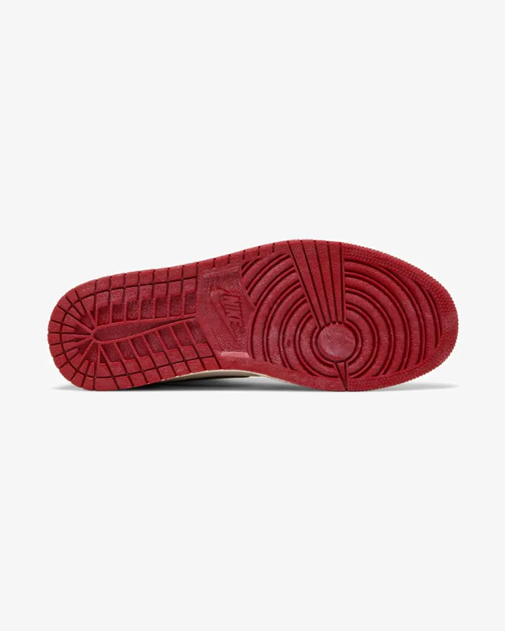 NIKE AIR JORDAN1 RETRO HIGH OG CHICAGO LOST AND FOUND Sporty Vibe