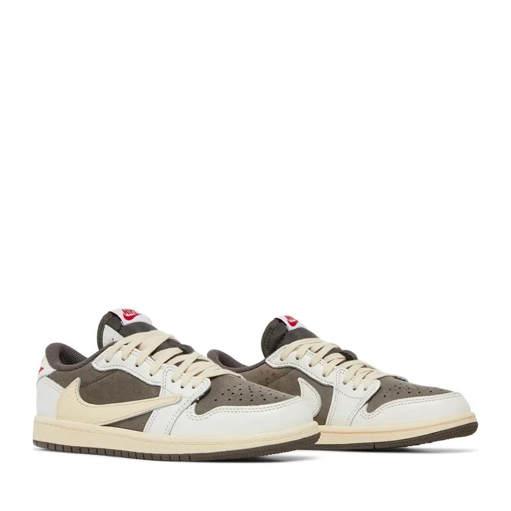 Soft Leather Finish All-weather flair NIKE X TRAVIS SCOTT AIR JORDAN1 RETRO LOW REVERSE MOCHA PRESCHOOL
