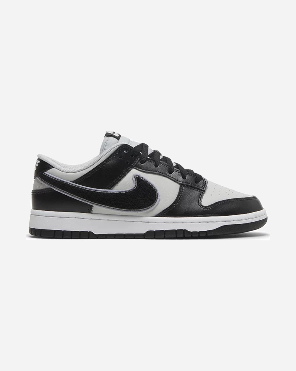 Seamless grip NIKE DUNK LOW CHENILLE SWOOSH BLACK GREY