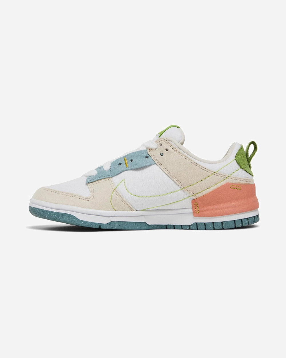 NIKE DUNK LOW DISRUPT 2 EASTER PASTEL WMNS Flattering wear
