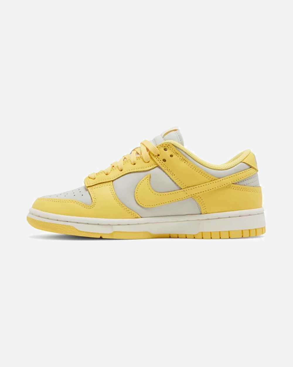 NIKE DUNK LOW WMNS CITRON PULSE Effortless Style