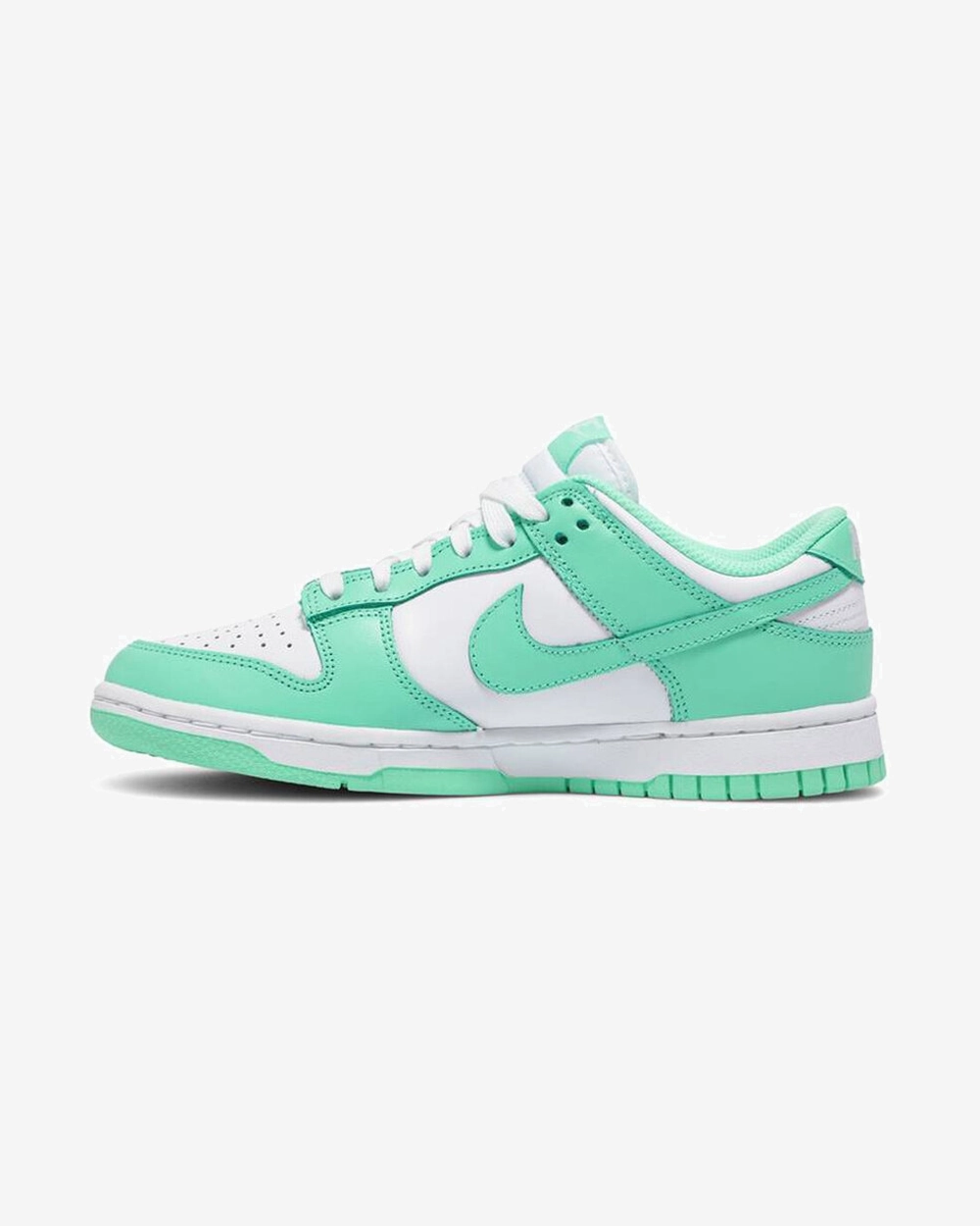 NIKE DUNK LOW WMNS GREEN GLOW Easy traction