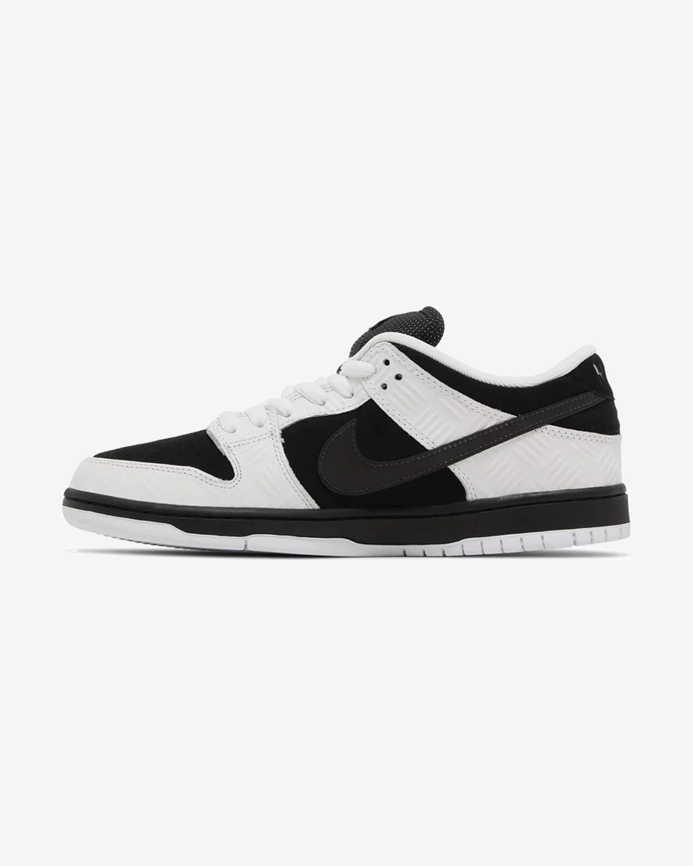 NIKE SB DUNK LOW TIGHTBOOTH Durable piece