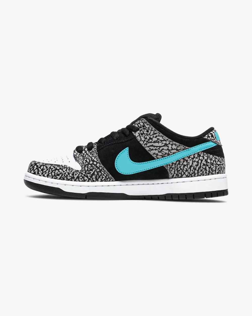 NIKE X ATMOS SB DUNK LOW PRO ELEPHANT Refined performance
