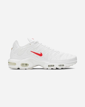 NIKE X SUPREME AIR MAX PLUS TN WHITE - Dynamic silhouette
