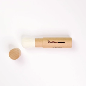 Retractable Kabuki Brush