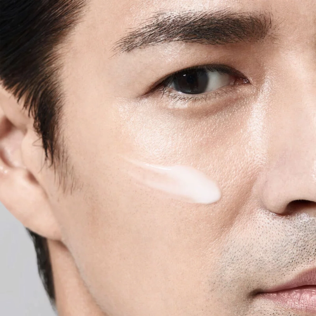 Shiseido Men Energizing Moisturizer Extra Light Fluid