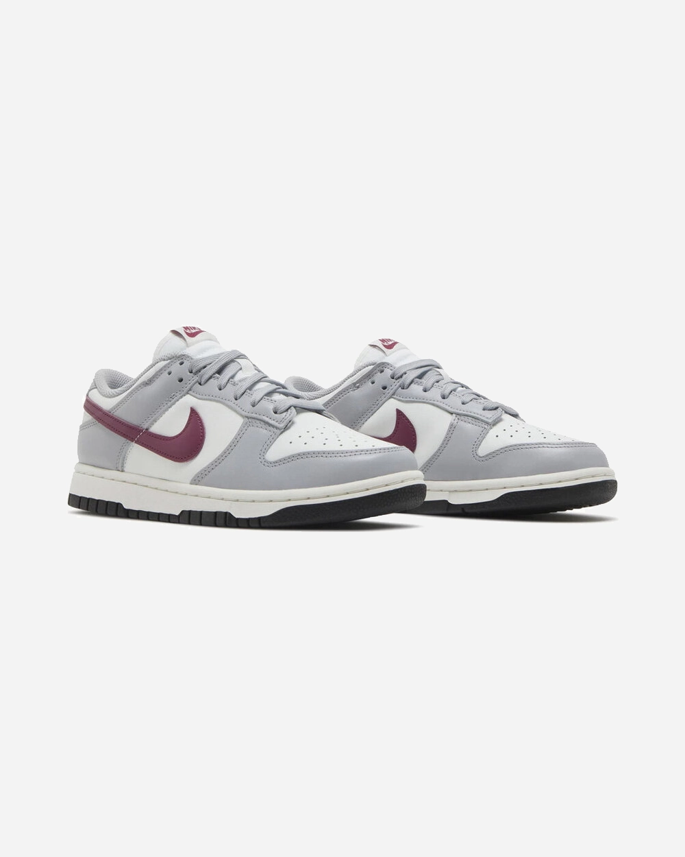 Snug design NIKE DUNK LOW WMNS PALE IVORY REDWOOD