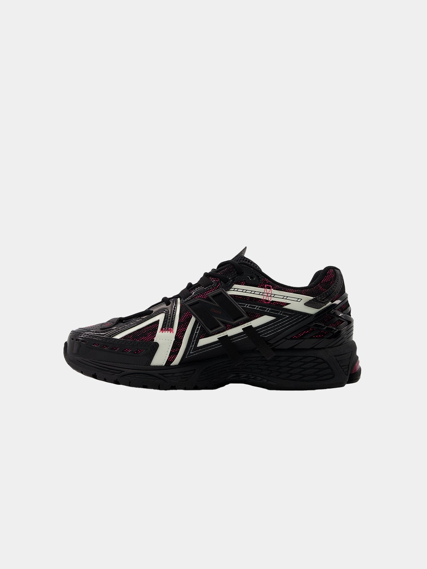 Soft Glide Move 1906A "Black Dragon Berry"